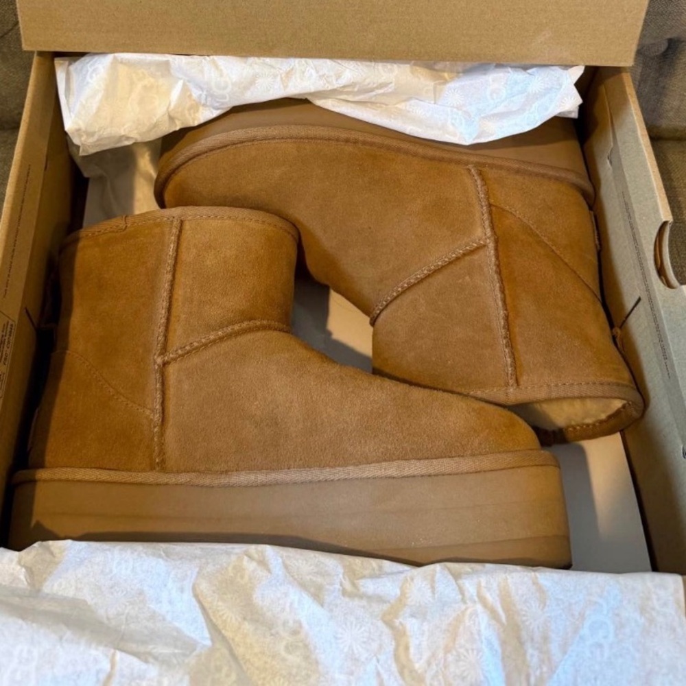 UGG Classic Mini Platform